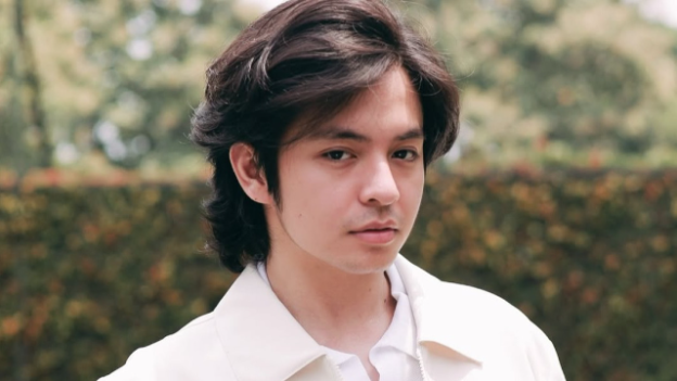 Biodata Tentang Angga Yunanda Artis Terganteng dan Termuda